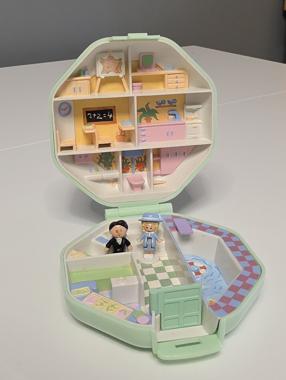 Vintage 1990 Bluebird Polly Pocket POLLY’S SCHOOL Compact Playset Complete